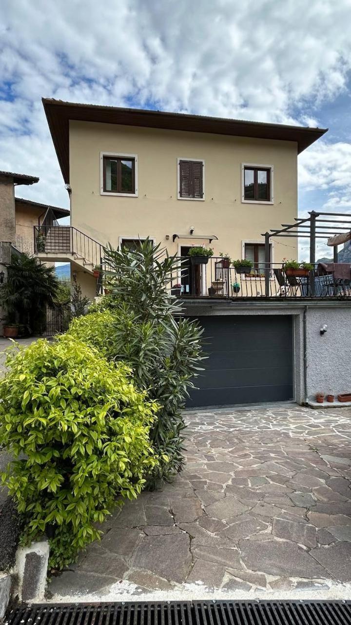 טנו Garda View Apartment מראה חיצוני תמונה